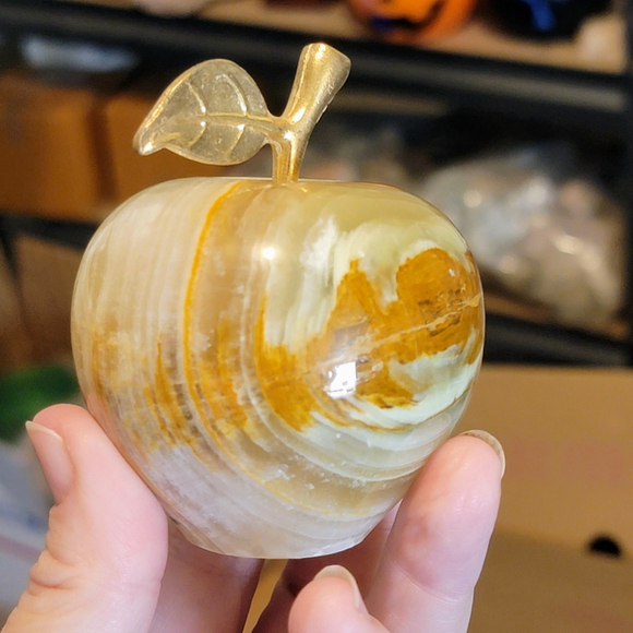 ONYX APPLE, Teacher Gifts, Crystals, Natural, Wiccan, Pagan, Gift Box Christmas - Picture 4 of 5